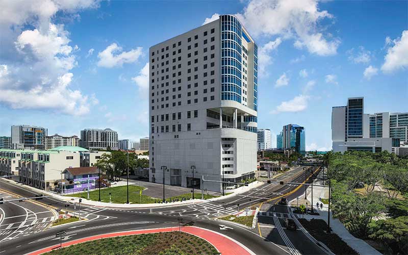 Embassy Suites by Hilton Sarasota Bayside Hotel near Downtown