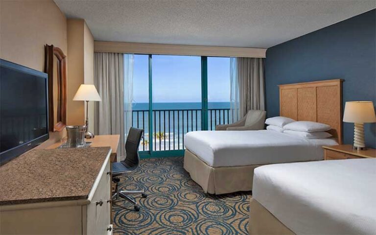 double bed suite with balcony at hilton daytona beach oceanfront resort