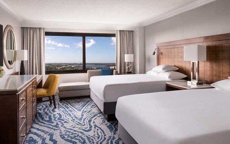 double bed suite with view at hyatt regency hotel orlando