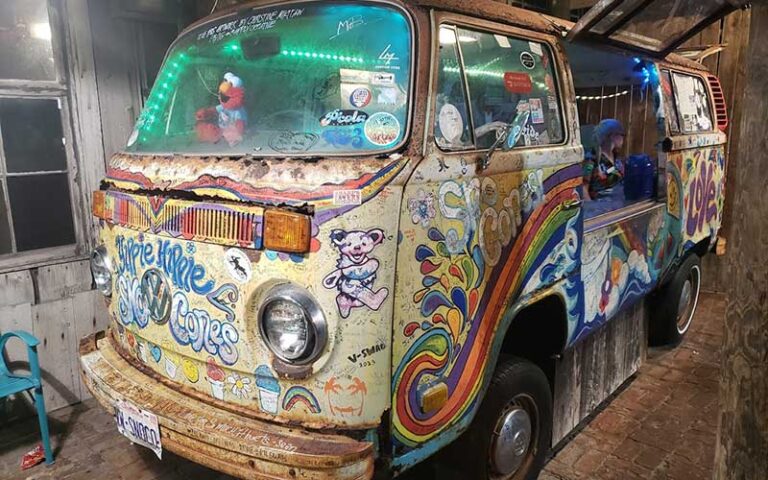 vw bus with art in restaurant area at flounders chowder house pensacola beach