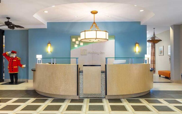 round front desk lobby at holiday inn winter haven