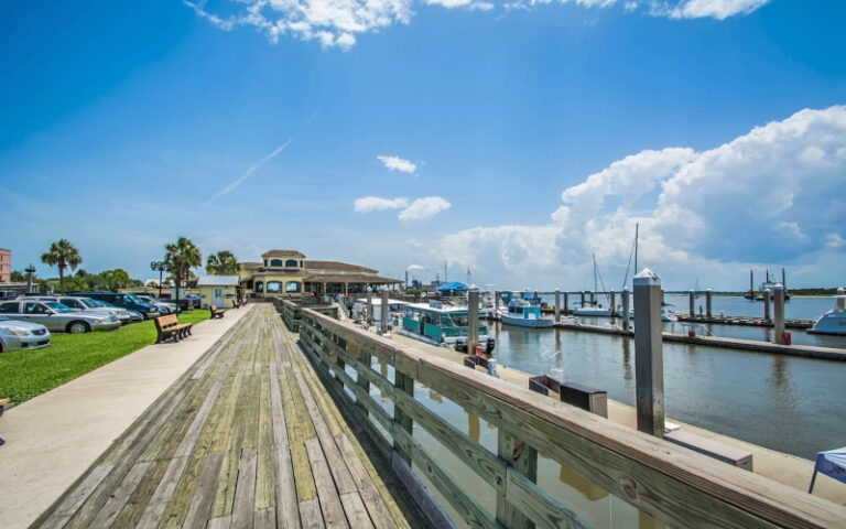 marina with yachts and parking at amelia river cruises charters fernandina beach