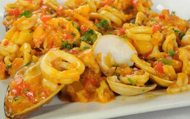 seafood pasta with clams at latinos y mas restaurant ocala