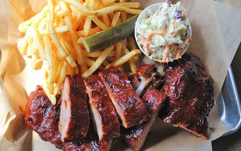 bbq ribs platter with fries and slaw at johnnie browns delray beach