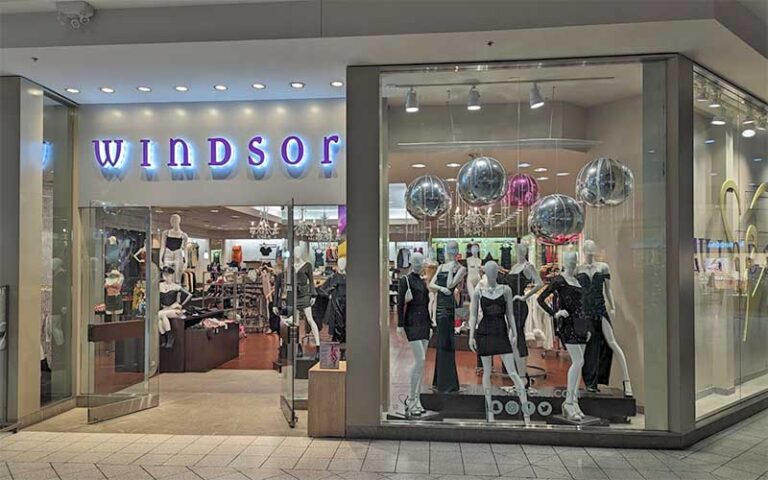 mall indoor store front windsor at the oaks mall gainesville