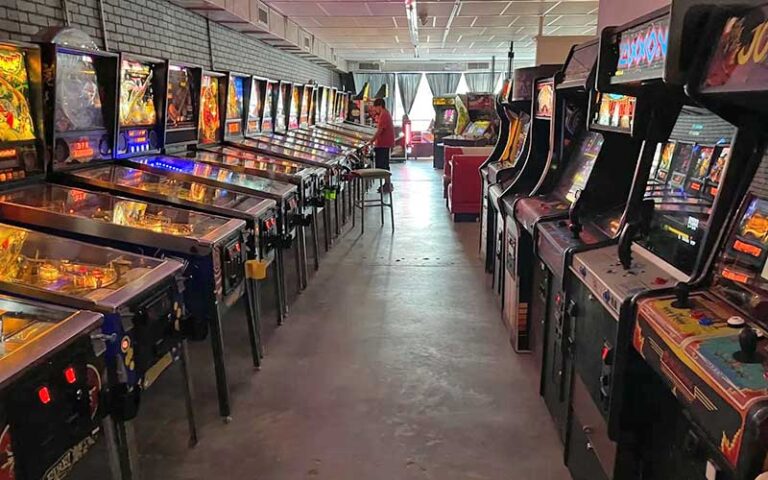 row of arcade games across from row of pinball machines at bragging rights amusements gainesville