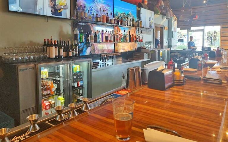 bar with screens and taps at jazzys mainely lobster cocoa beach