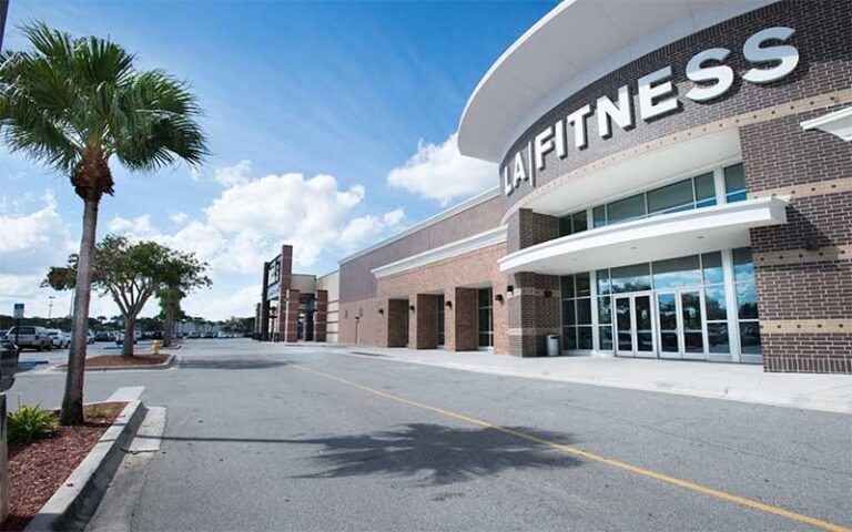 exterior store fronts with parking at melbourne square space coast