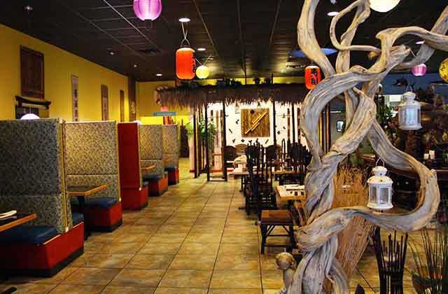 Best Shabu Shabu World Noodle and Pho will blow you away with their variety of specialty noodle dishes! Recognized for its outstanding Asian fusion cuisine, excellent service, and friendly staff. They're located just across from SeaWorld along South I Drive.